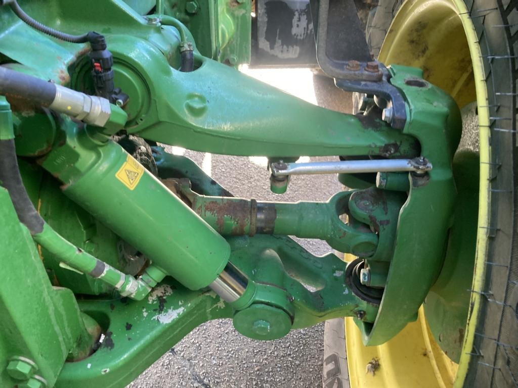 John Deere 8345R - Farm tractor: picture 4 John Deere 8345R - Farm tractor: picture 4