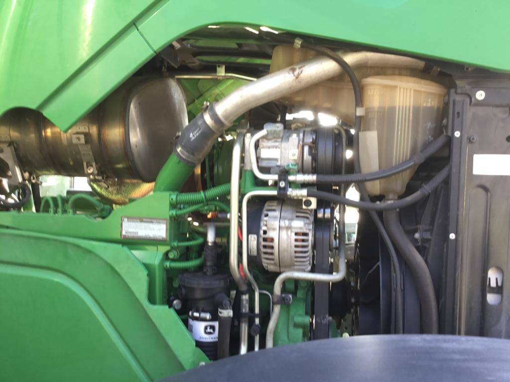 John Deere TRAKTOR 6155R - Farm tractor: picture 2 John Deere TRAKTOR 6155R - Farm tractor: picture 2