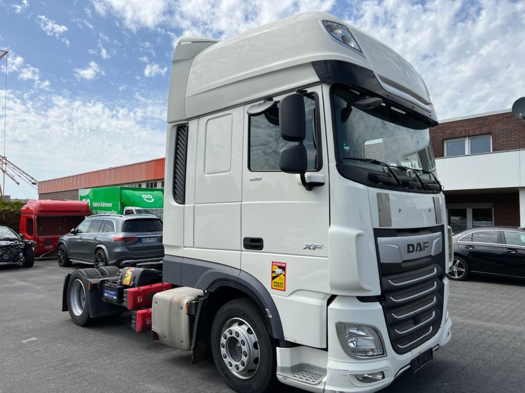 DAF XF 450 FT SUPERSPACECAB 2018 LOW 390.000KM - Tractor unit: picture 2 DAF XF 450 FT SUPERSPACECAB 2018 LOW 390.000KM - Tractor unit: picture 2