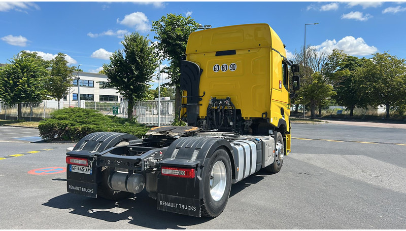 Renault T - Tractor unit: picture 2 Renault T - Tractor unit: picture 2