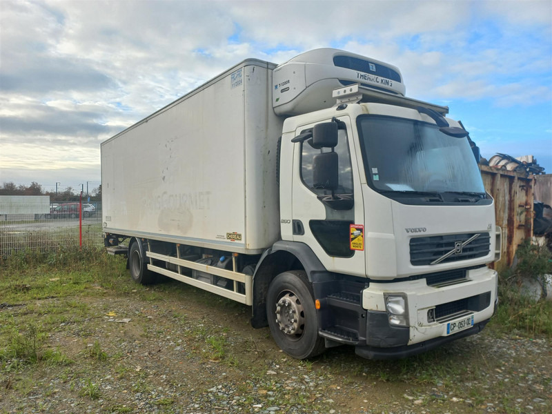 Volvo FE - Refrigerator truck: picture 2 Volvo FE - Refrigerator truck: picture 2