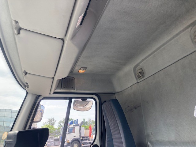 Volvo FL - Refrigerator truck: picture 4 Volvo FL - Refrigerator truck: picture 4