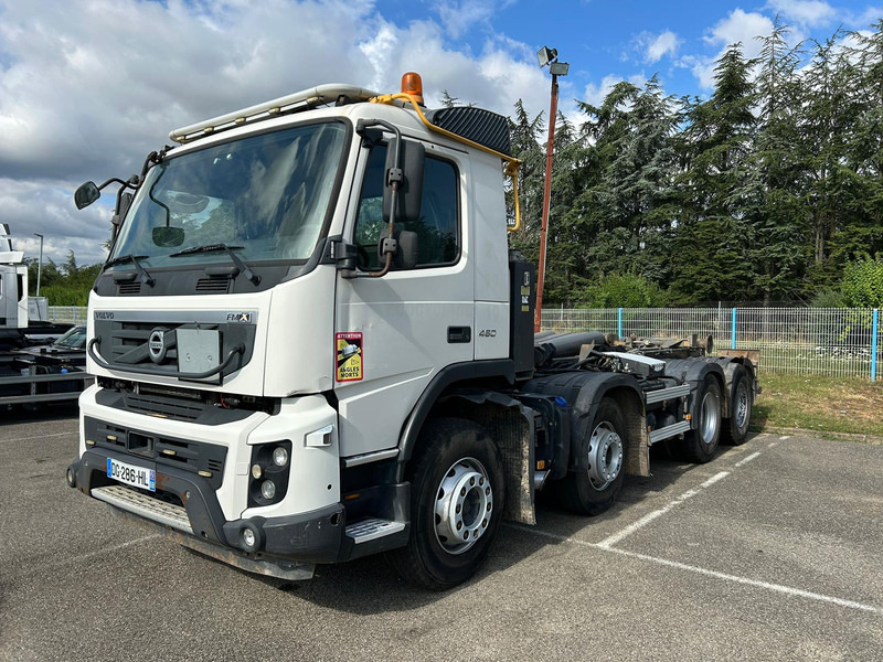 Volvo FMX - Hook lift truck: picture 1 Volvo FMX - Hook lift truck: picture 1