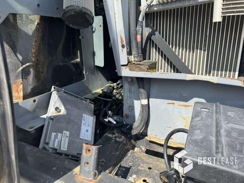 Leasing of Hitachi ZX180LC-5B Hitachi ZX180LC-5B: picture 14