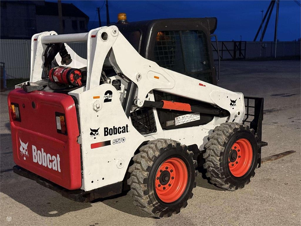 Bobcat S570 - Skid steer loader: picture 4 Bobcat S570 - Skid steer loader: picture 4