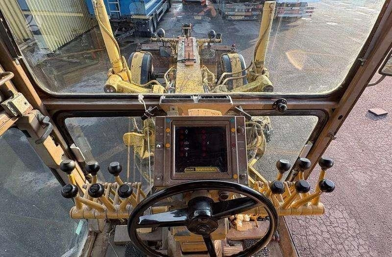 CAT 120 G - Grader: picture 5 CAT 120 G - Grader: picture 5