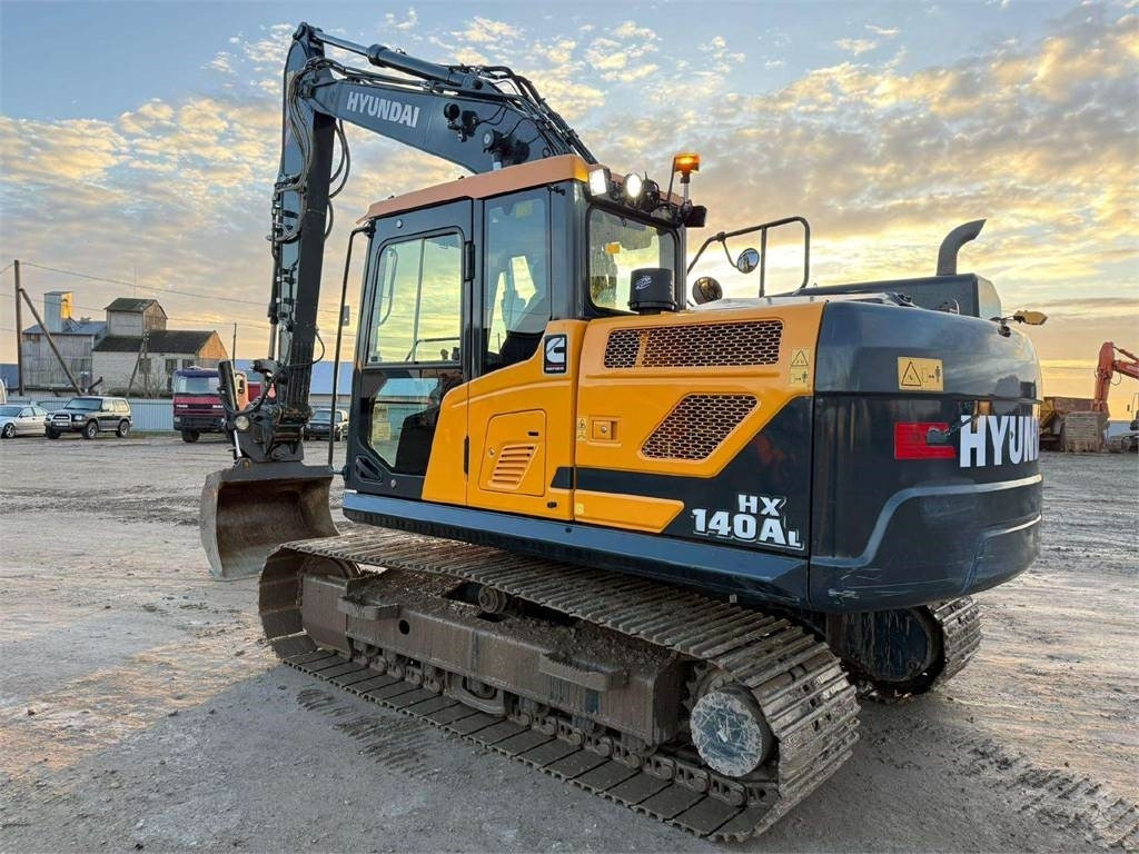 Hyundai HX 140 A L , 2270 H !!! - Crawler excavator: picture 1 Hyundai HX 140 A L , 2270 H !!! - Crawler excavator: picture 1