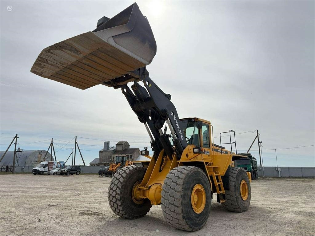 Volvo L 220 D, Quick hitch, Third l - Wheel loader: picture 2 Volvo L 220 D, Quick hitch, Third l - Wheel loader: picture 2