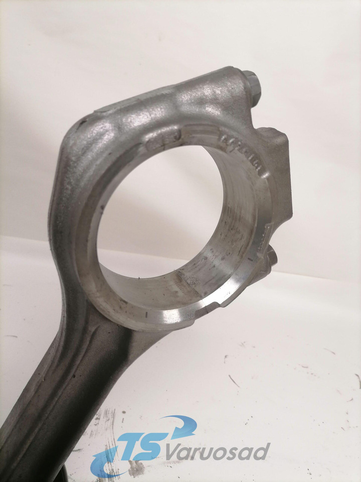 DAF Connecting rod + piston 1747552 - Piston/ Ring/ Bushing for Truck: picture 2 DAF Connecting rod + piston 1747552 - Piston/ Ring/ Bushing for Truck: picture 2