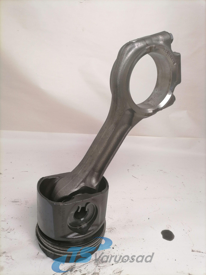 DAF Connecting rod + piston 1747552 - Piston/ Ring/ Bushing for Truck: picture 1 DAF Connecting rod + piston 1747552 - Piston/ Ring/ Bushing for Truck: picture 1