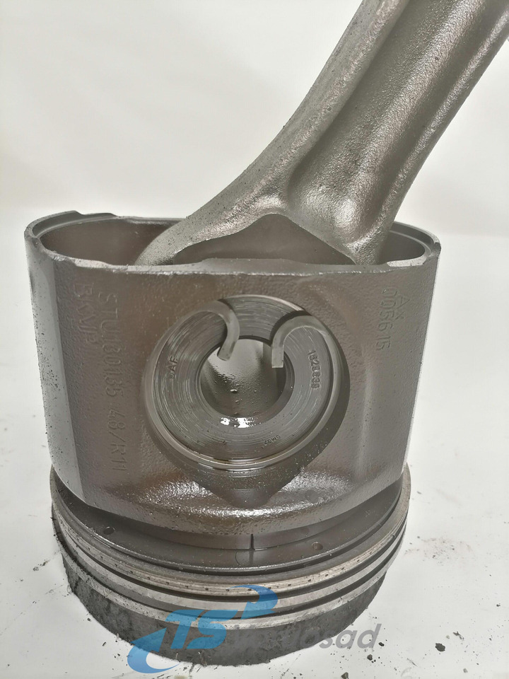 DAF Connecting rod + piston 1747552 - Piston/ Ring/ Bushing for Truck: picture 2 DAF Connecting rod + piston 1747552 - Piston/ Ring/ Bushing for Truck: picture 2