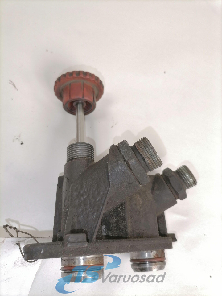 DAF Fuel supply pump 1694588 - Fuel pump for Truck: picture 4 DAF Fuel supply pump 1694588 - Fuel pump for Truck: picture 4