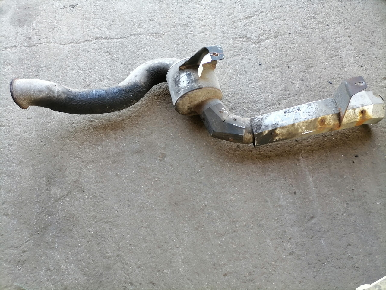 DAF Muffler 1682921 - Muffler for Truck: picture 2 DAF Muffler 1682921 - Muffler for Truck: picture 2