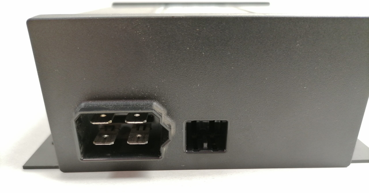 DAF Voltage converter 1726282 - Electrical system for Truck: picture 2 DAF Voltage converter 1726282 - Electrical system for Truck: picture 2
