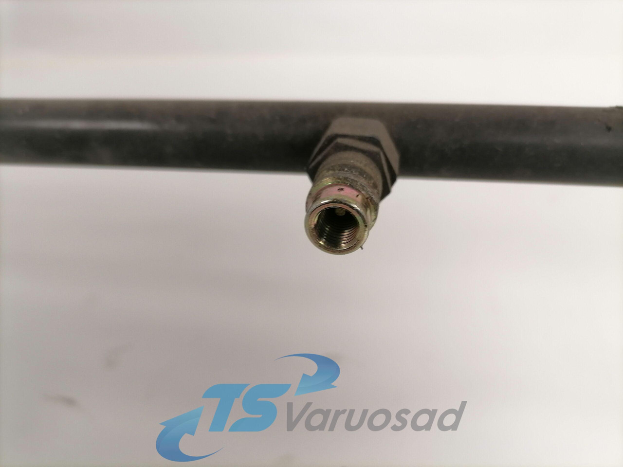 MAN A/C pipe 81619750102 - Heating/ Ventilation for Truck: picture 2 MAN A/C pipe 81619750102 - Heating/ Ventilation for Truck: picture 2