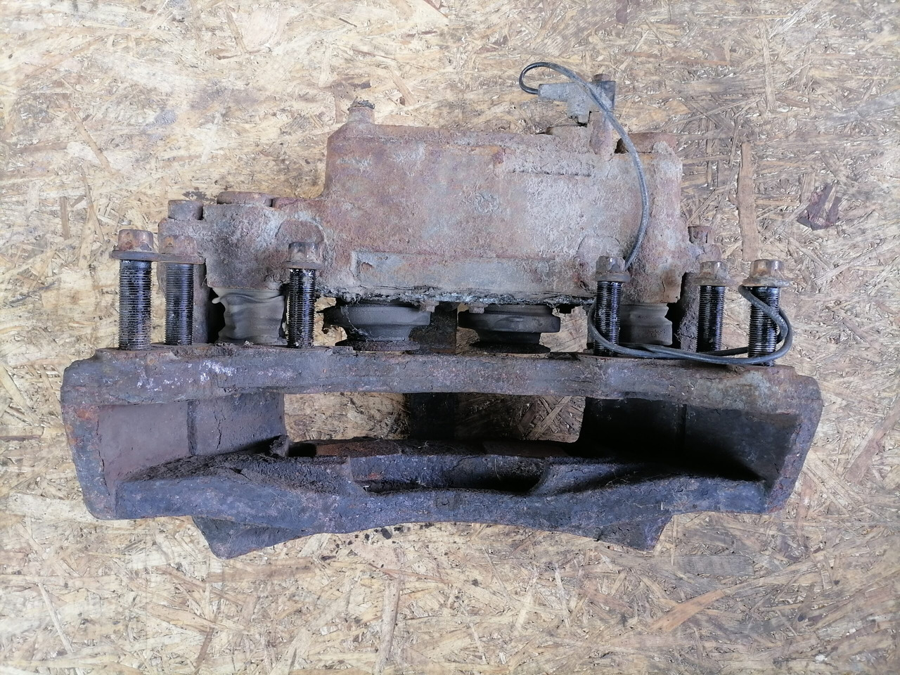 MAN Brake caliper 68324244 - Brake parts for Truck: picture 5 MAN Brake caliper 68324244 - Brake parts for Truck: picture 5