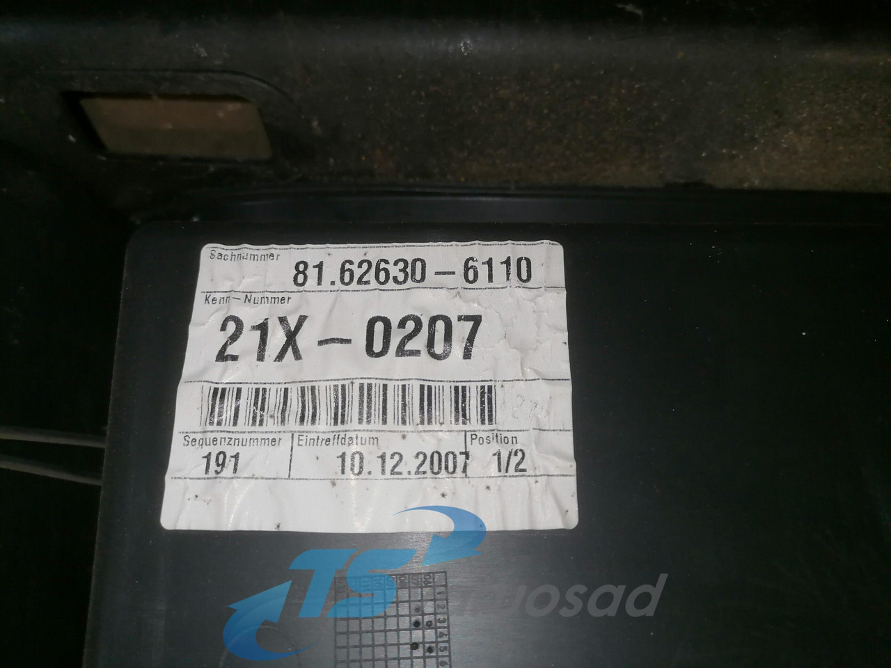 MAN Door trim panel 81626306110 - Door and parts for Truck: picture 3 MAN Door trim panel 81626306110 - Door and parts for Truck: picture 3