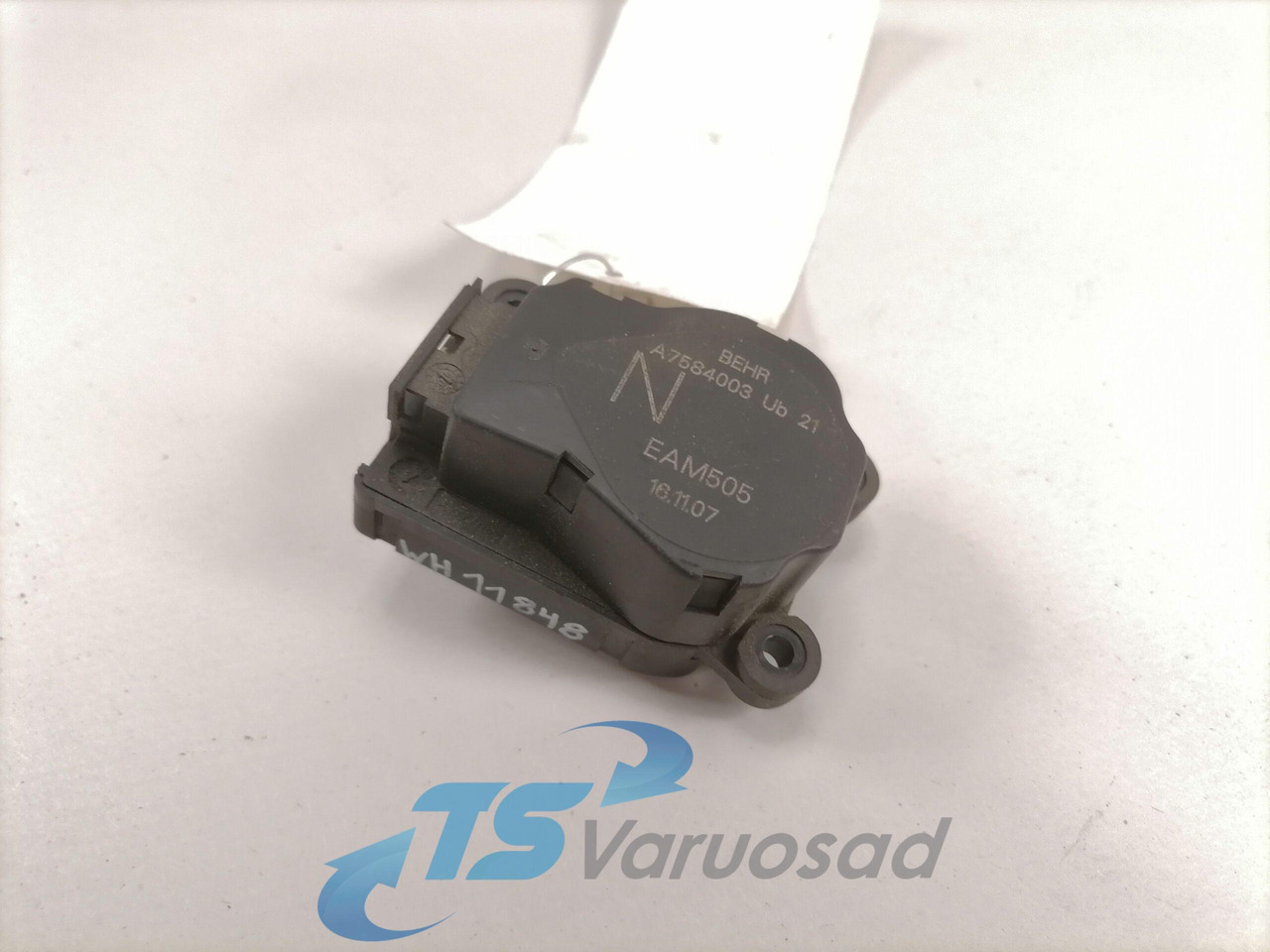 MAN Interior heating damper position regulator A7584003 - Universal part for Truck: picture 1 MAN Interior heating damper position regulator A7584003 - Universal part for Truck: picture 1