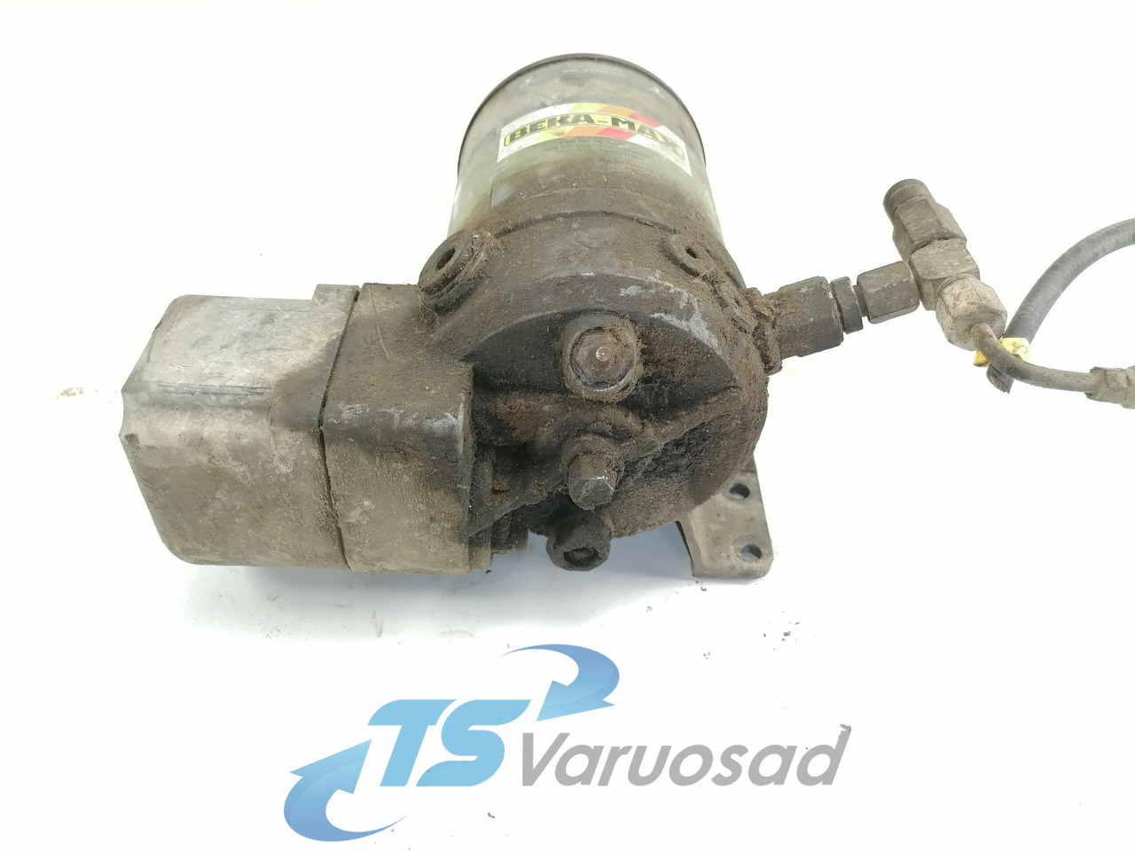 MAN Keskmäärde pump 81491016066 - Universal part for Truck: picture 2 MAN Keskmäärde pump 81491016066 - Universal part for Truck: picture 2