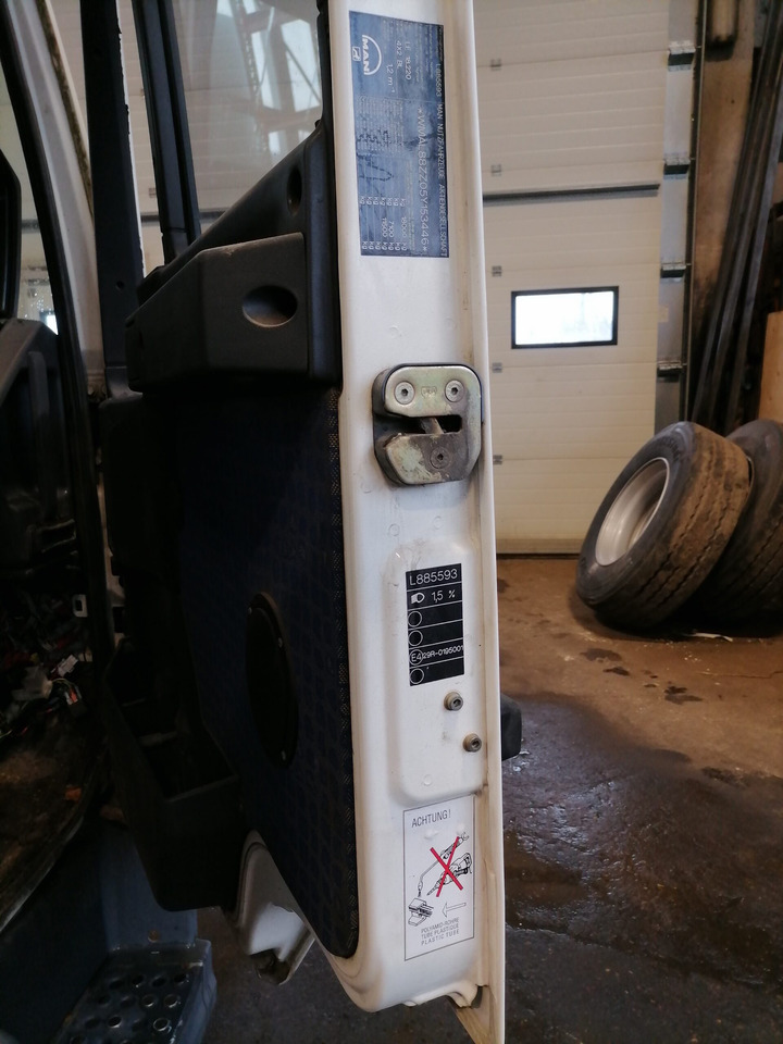 MAN MAN uks, parem 85626004002 - Door and parts for Truck: picture 5 MAN MAN uks, parem 85626004002 - Door and parts for Truck: picture 5