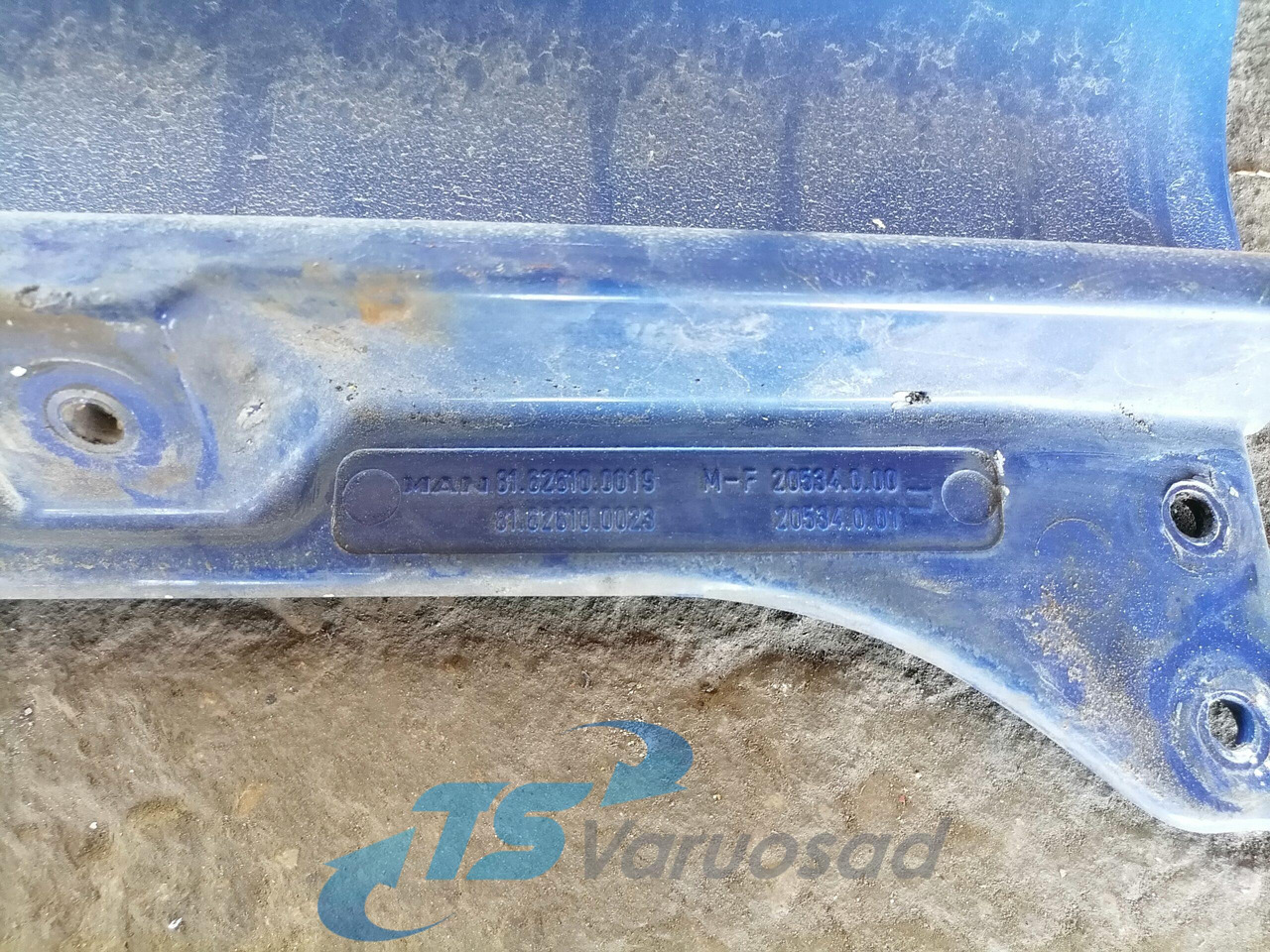 MAN Ukse pikendus, vasak 81626100019 - Door and parts for Truck: picture 2 MAN Ukse pikendus, vasak 81626100019 - Door and parts for Truck: picture 2