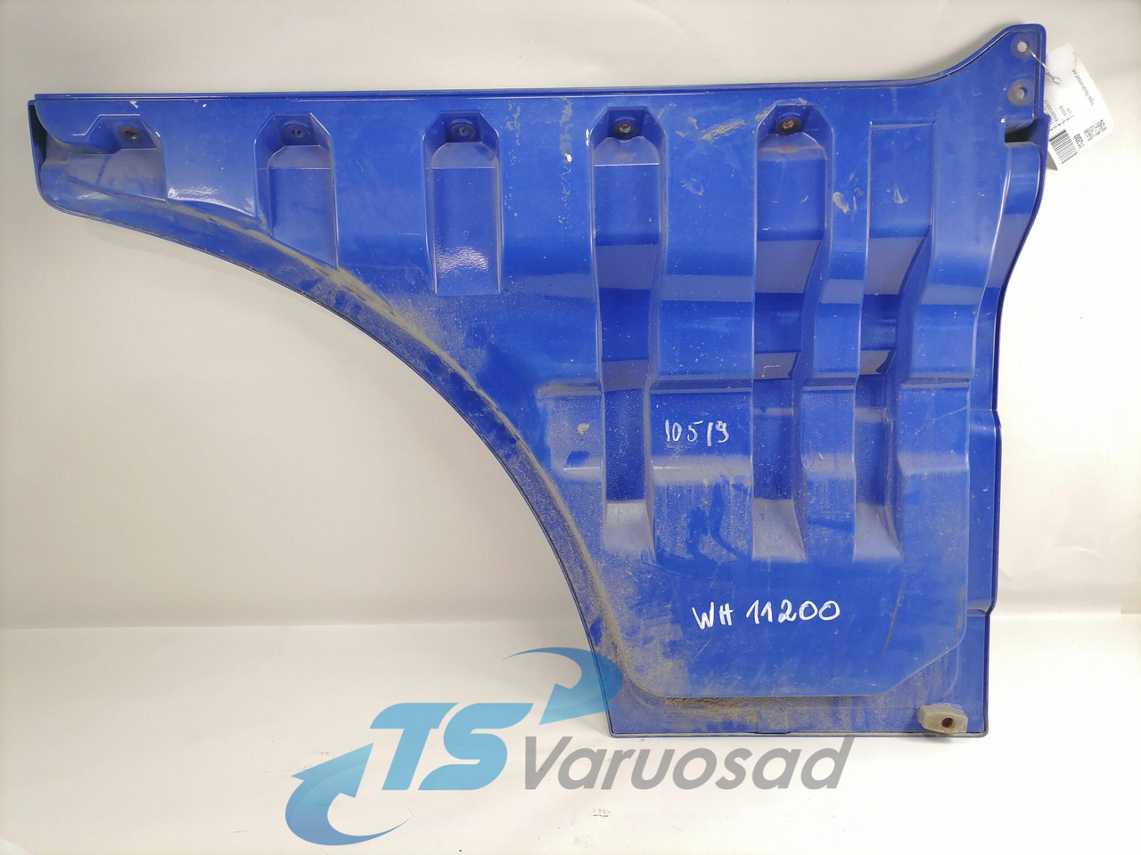 MAN Ukse pikendus, vasak 81626100019 - Door and parts for Truck: picture 3 MAN Ukse pikendus, vasak 81626100019 - Door and parts for Truck: picture 3
