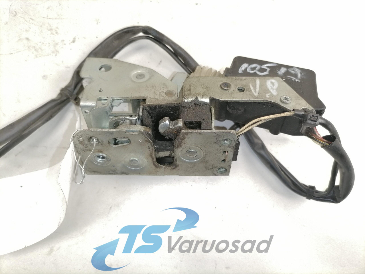 MAN Ukselukk, vasak 81626806121 - Door and parts for Truck: picture 3 MAN Ukselukk, vasak 81626806121 - Door and parts for Truck: picture 3