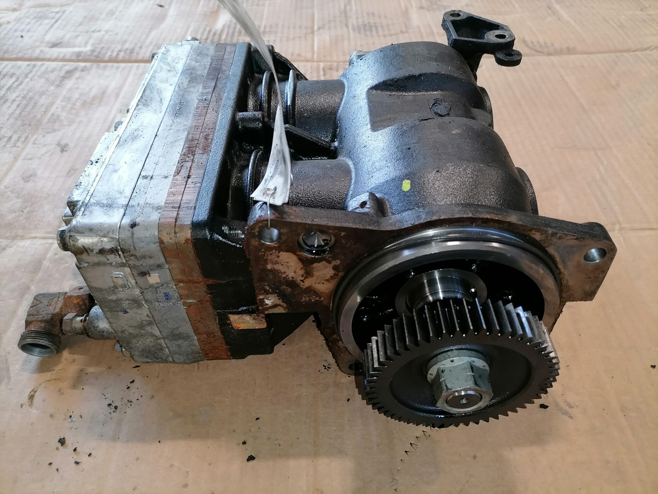 Air brake compressor for Truck Mercedes-Benz Air compressor K165523N00: picture 8 Air brake compressor for Truck Mercedes-Benz Air compressor K165523N00: picture 8