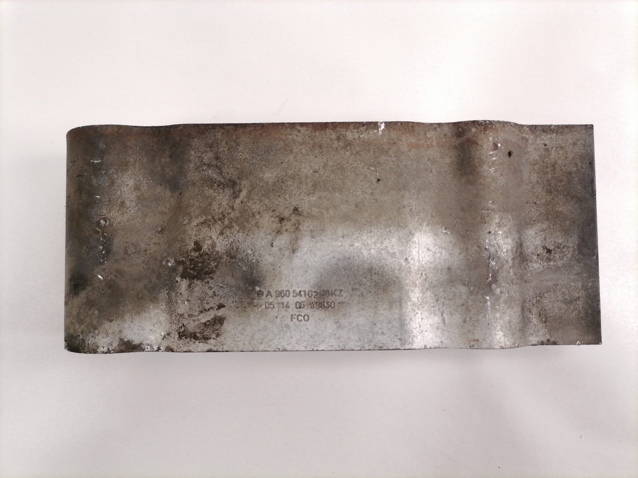 Mercedes-Benz Bracket A9605410218 - Frame/ Chassis for Truck: picture 3 Mercedes-Benz Bracket A9605410218 - Frame/ Chassis for Truck: picture 3