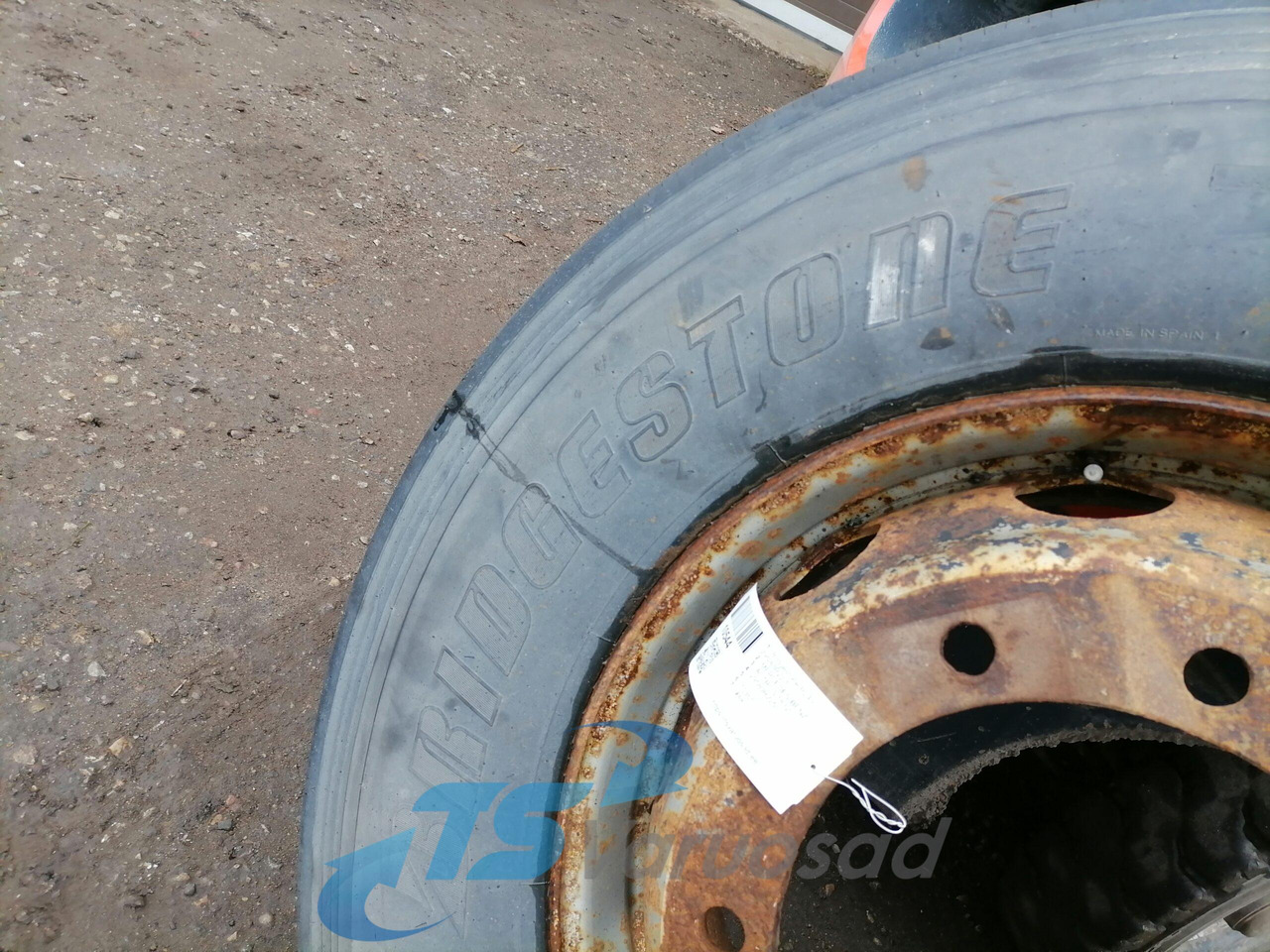 Mercedes-Benz Bridgestone R249 295/80R22,5 29580R225 - Wheels and tires for Truck: picture 2 Mercedes-Benz Bridgestone R249 295/80R22,5 29580R225 - Wheels and tires for Truck: picture 2