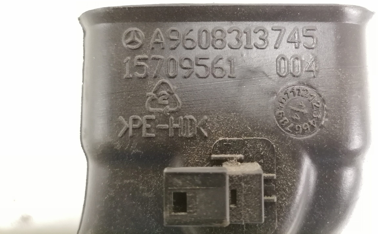 Mercedes-Benz Salongi õhutoru A9608313745 - Heating/ Ventilation for Truck: picture 4 Mercedes-Benz Salongi õhutoru A9608313745 - Heating/ Ventilation for Truck: picture 4