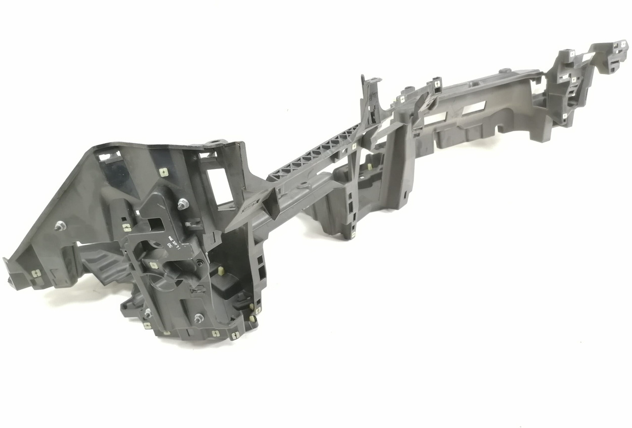 Mercedes-Benz Salongi plastik A9606800754 - Universal part for Truck: picture 3 Mercedes-Benz Salongi plastik A9606800754 - Universal part for Truck: picture 3