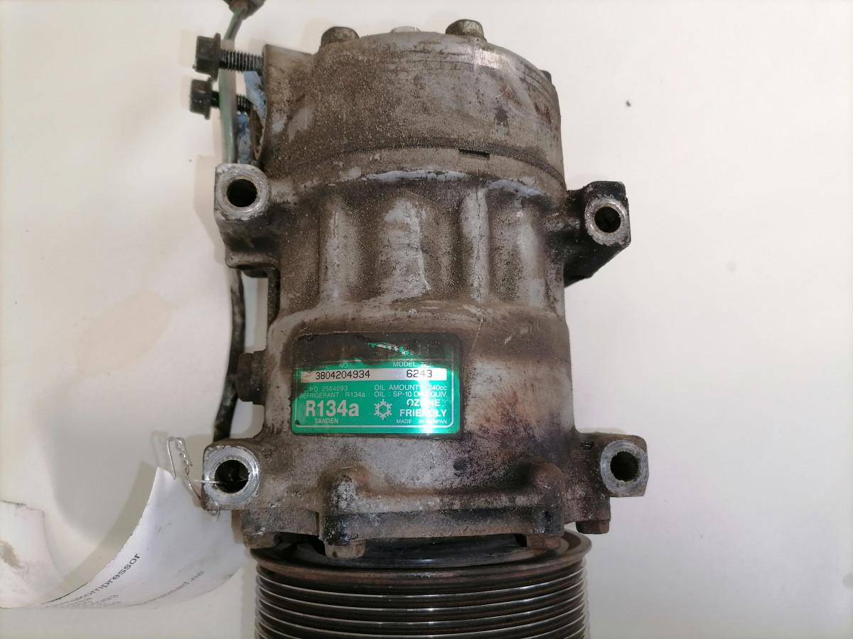 Scania A/C compressor 2564093 - Heating/ Ventilation for Truck: picture 4 Scania A/C compressor 2564093 - Heating/ Ventilation for Truck: picture 4