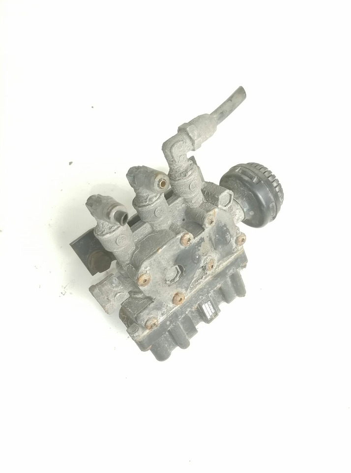 Scania Air suspension control valve, ECAS 1448078 - Brake valve for Truck: picture 1 Scania Air suspension control valve, ECAS 1448078 - Brake valve for Truck: picture 1