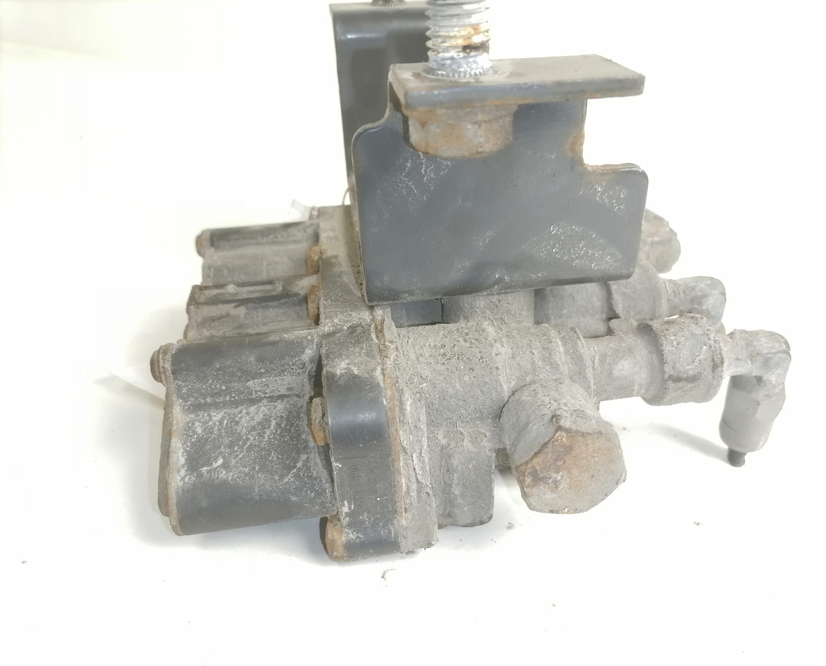 Scania Air suspension control valve, ECAS 1448078 - Brake valve for Truck: picture 5 Scania Air suspension control valve, ECAS 1448078 - Brake valve for Truck: picture 5