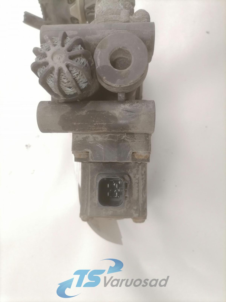 Scania Air suspension control valve, ECAS 1889795 - Brake valve for Truck: picture 4 Scania Air suspension control valve, ECAS 1889795 - Brake valve for Truck: picture 4