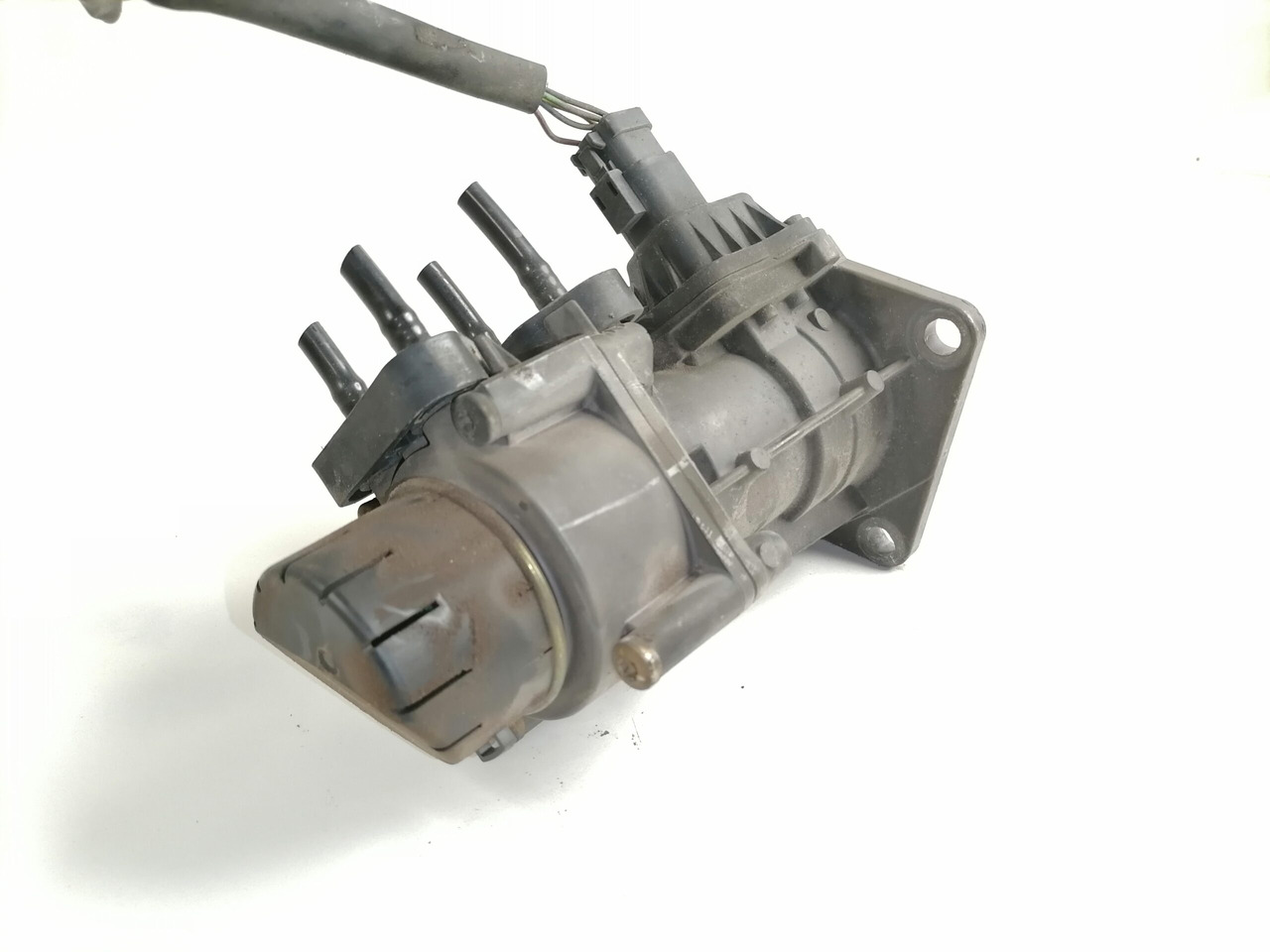 Scania Brake pressure control 1867518 - Brake valve for Truck: picture 4 Scania Brake pressure control 1867518 - Brake valve for Truck: picture 4