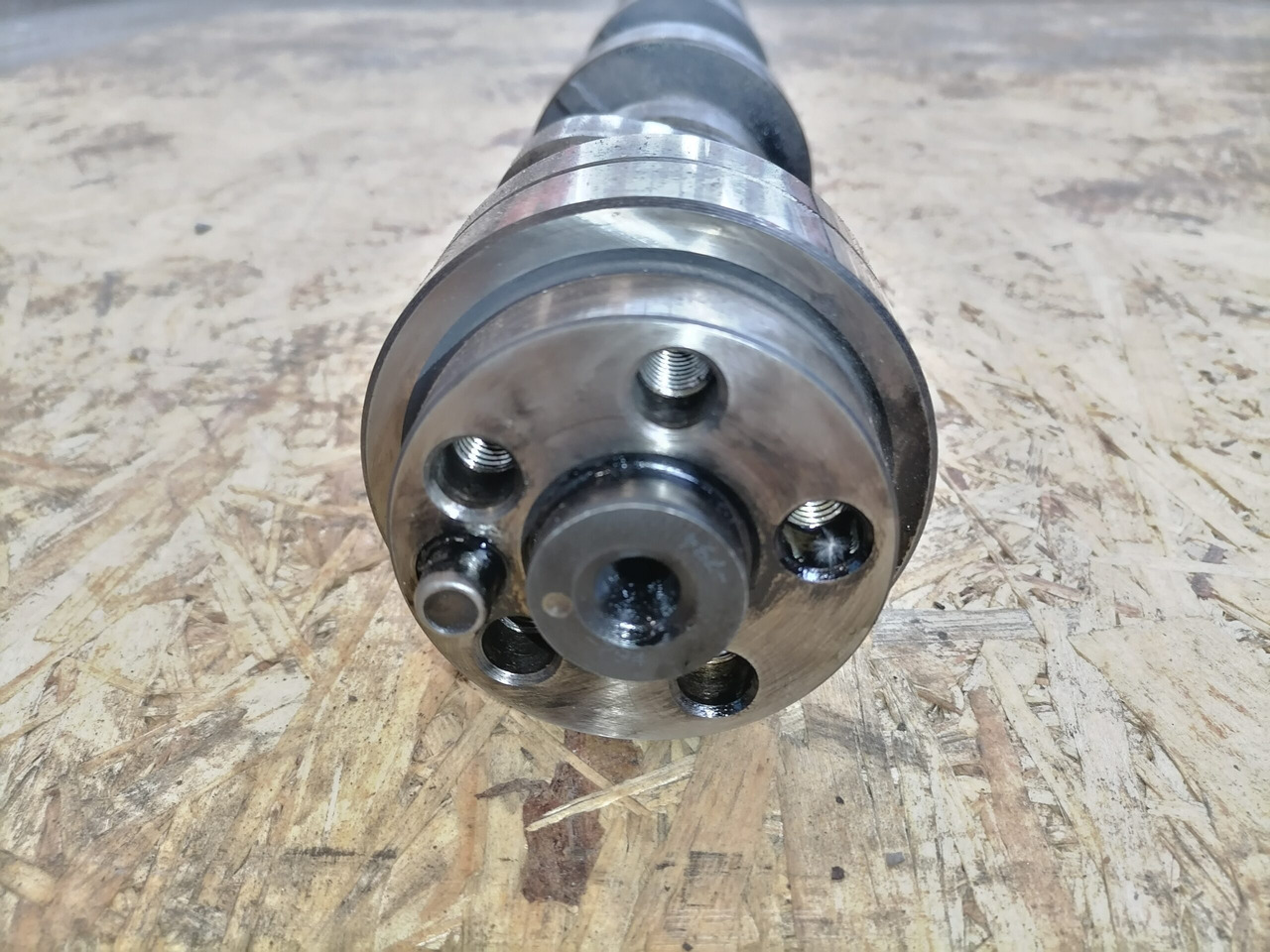 Scania Camshaft 1748794 - Camshaft for Truck: picture 2 Scania Camshaft 1748794 - Camshaft for Truck: picture 2