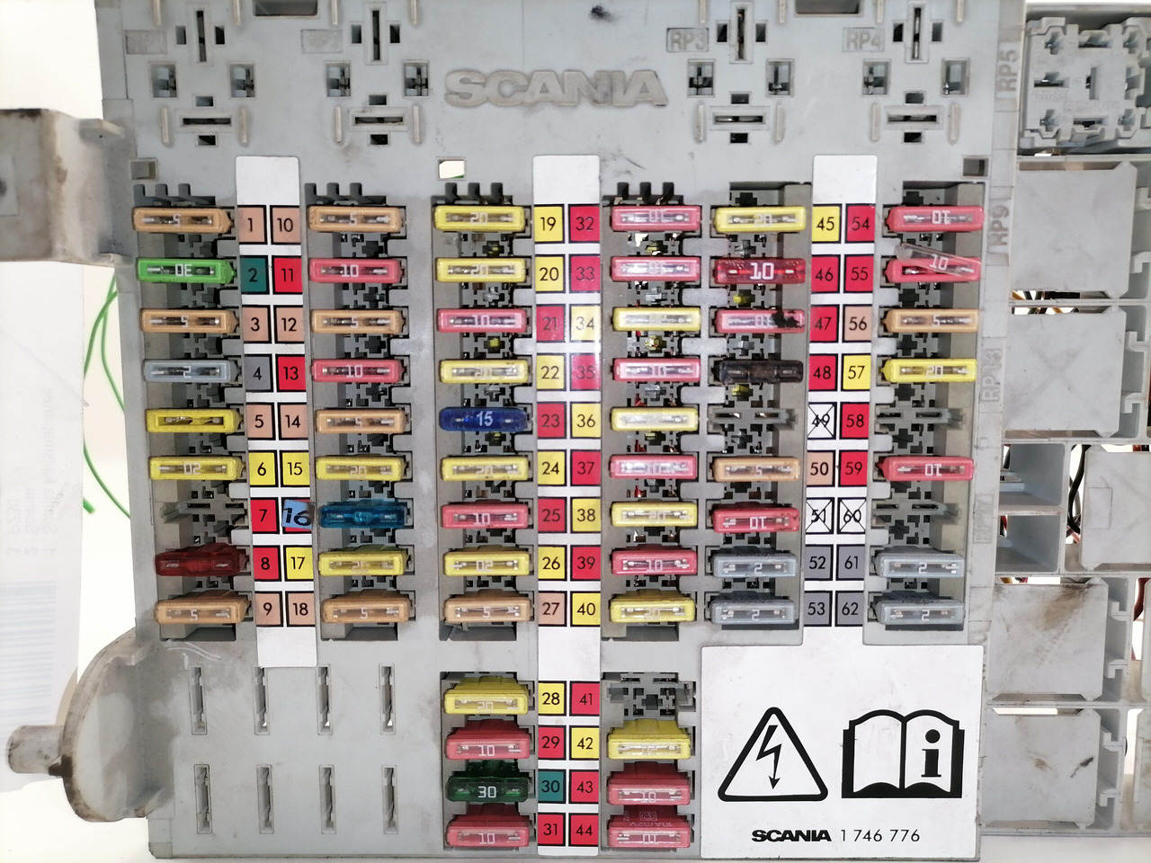 Scania Central electric unit 1746773 - Fuse for Truck: picture 2 Scania Central electric unit 1746773 - Fuse for Truck: picture 2