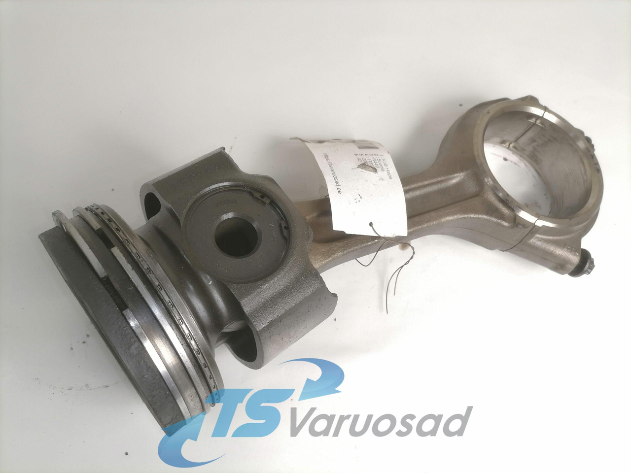 Scania Connecting rod + piston 1789726 - Piston/ Ring/ Bushing for Truck: picture 1 Scania Connecting rod + piston 1789726 - Piston/ Ring/ Bushing for Truck: picture 1