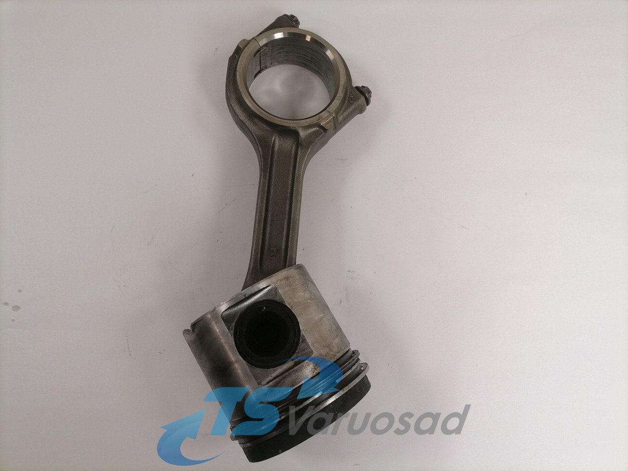 Scania Connecting rod + piston 1798596 - Piston/ Ring/ Bushing for Truck: picture 1 Scania Connecting rod + piston 1798596 - Piston/ Ring/ Bushing for Truck: picture 1