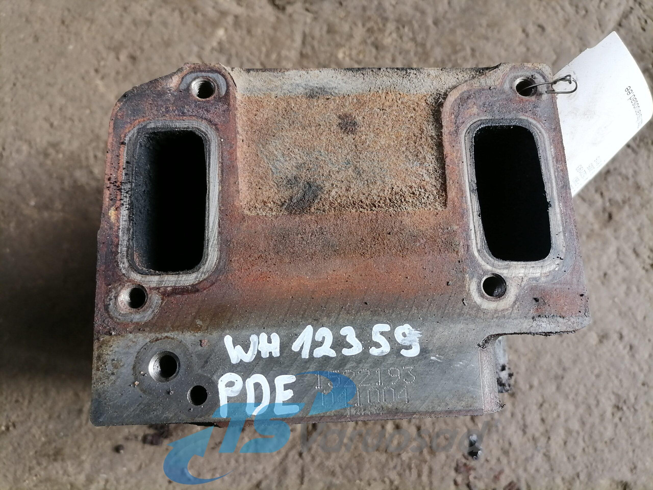 Scania Cylinder head 1522193 - Cylinder head for Truck: picture 4 Scania Cylinder head 1522193 - Cylinder head for Truck: picture 4