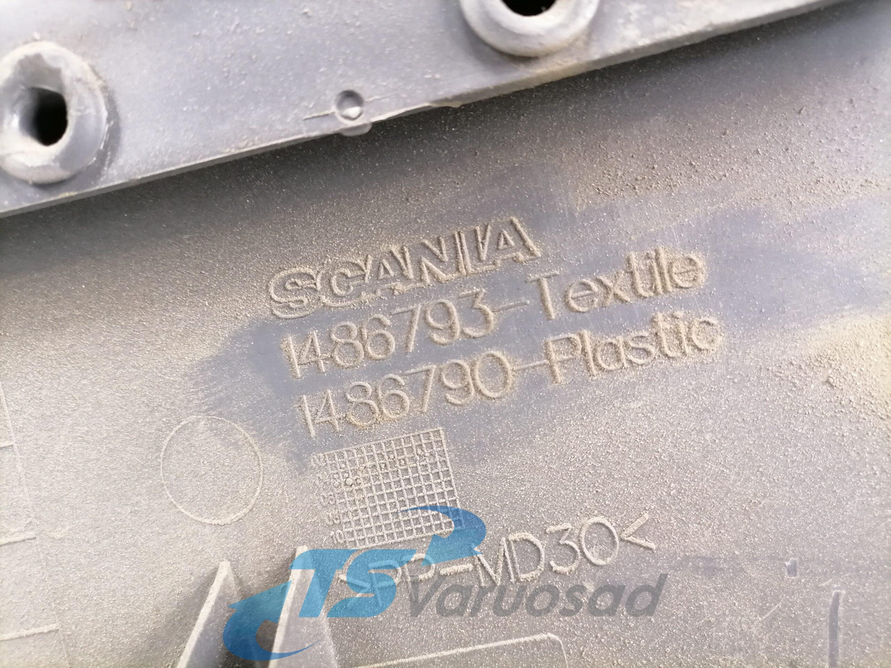 Scania Door trim panel 1486793 - Door and parts for Truck: picture 4 Scania Door trim panel 1486793 - Door and parts for Truck: picture 4