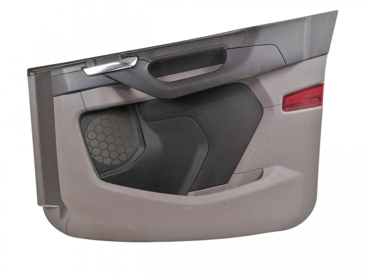 Scania Door trim panel 2795126 - Door and parts for Truck: picture 1 Scania Door trim panel 2795126 - Door and parts for Truck: picture 1