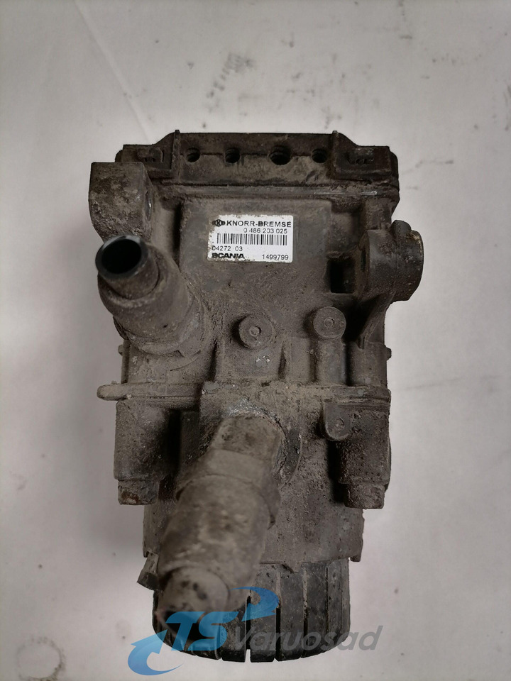 Scania EBS brake valve 1499799 - Brake valve for Truck: picture 5 Scania EBS brake valve 1499799 - Brake valve for Truck: picture 5