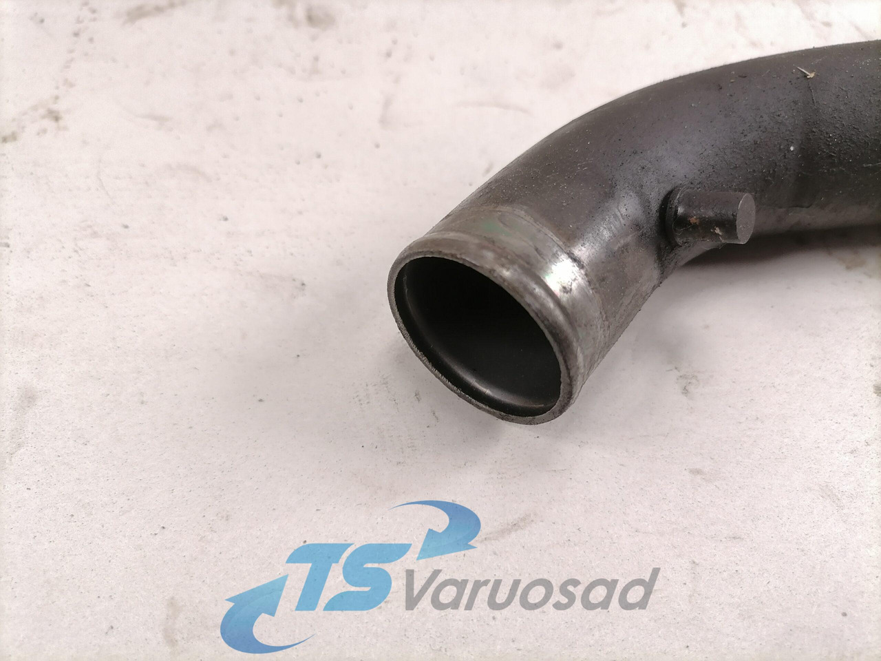 Scania EGR cooler pipe 1918955 - EGR cooler for Truck: picture 2 Scania EGR cooler pipe 1918955 - EGR cooler for Truck: picture 2