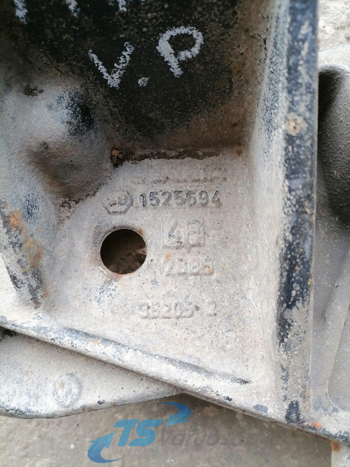 Scania Front bumper carrier 1525694 - Bumper for Truck: picture 3 Scania Front bumper carrier 1525694 - Bumper for Truck: picture 3