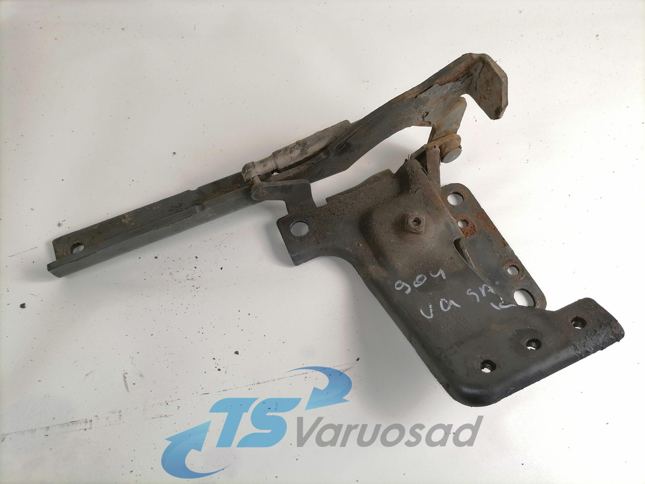 Scania Grille panel hinge 1727263 - Grill for Truck: picture 1 Scania Grille panel hinge 1727263 - Grill for Truck: picture 1