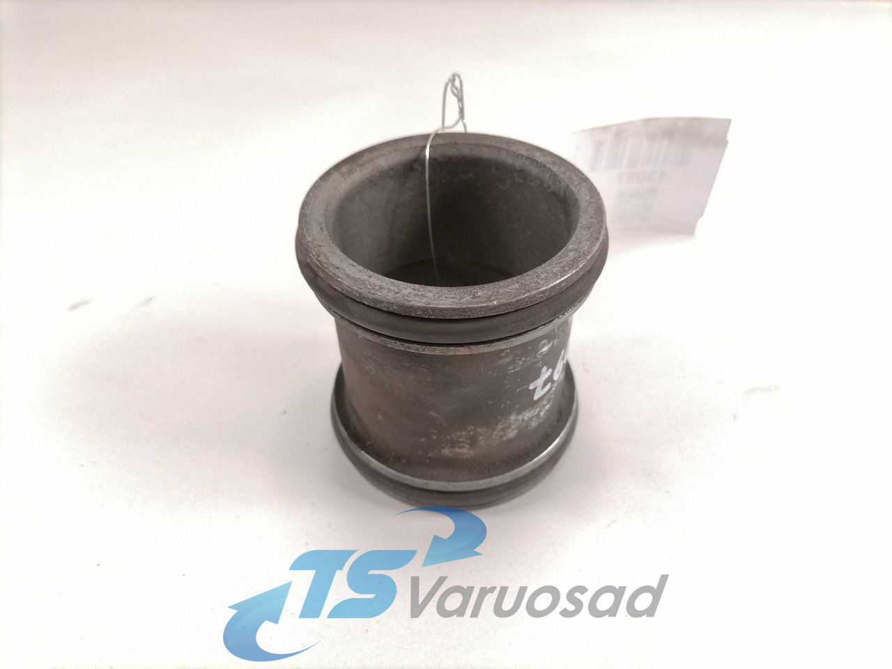 Scania Intake manifold 1422711 - Intake manifold for Truck: picture 2 Scania Intake manifold 1422711 - Intake manifold for Truck: picture 2