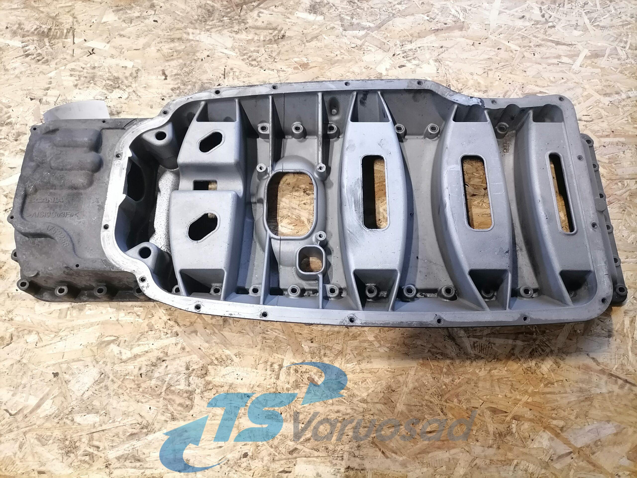 Scania Ladder frame 1762258 - Oil pan for Truck: picture 3 Scania Ladder frame 1762258 - Oil pan for Truck: picture 3